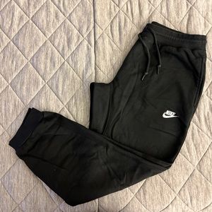 Nike | Men’s Large Fleece Pants | Black | Like New